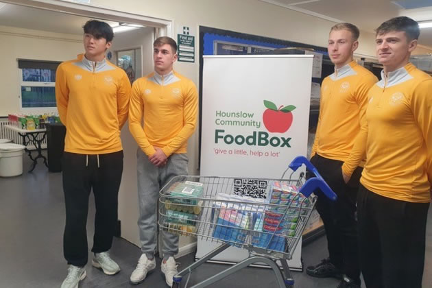 Brentford FC players visiting the Rose Community Centre