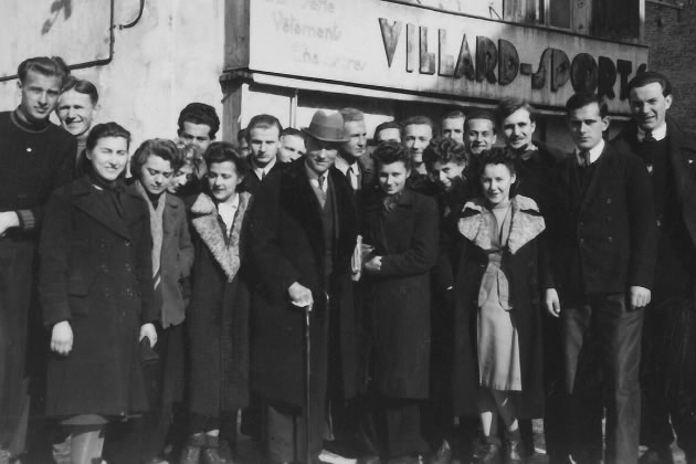 Archive photo of Cyprian Norwid Polish School students