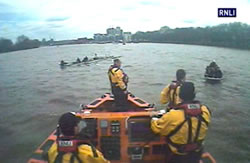 Chiswick RNLI rescue Oxford Ladies 